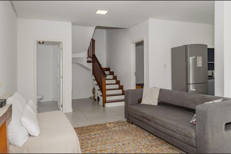 Casa para alugar com 130m², 4 quartos e 1 vagaSala
