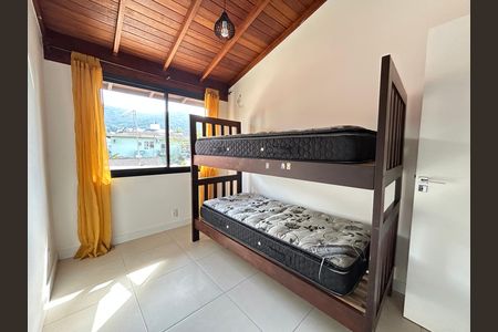 Quarto 2 de casa para alugar com 4 quartos, 130m² em Lagoa da Conceição, Florianópolis