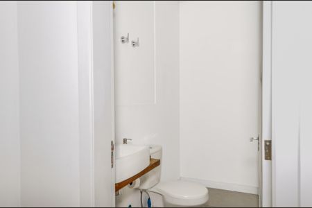 Casa para alugar com 130m², 4 quartos e 1 vagaLavabo