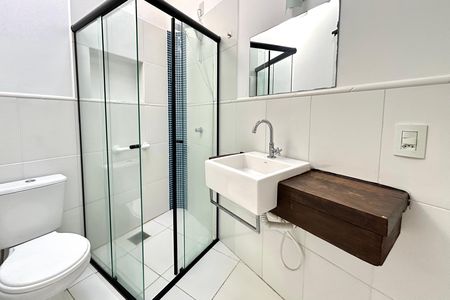 Casa para alugar com 130m², 4 quartos e 1 vaga Casa para alugar com 130m², 4 quartos e 1 vagaBanheiro suíte 1