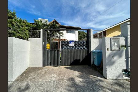 Fachada de casa para alugar com 4 quartos, 130m² em Lagoa da Conceição, Florianópolis