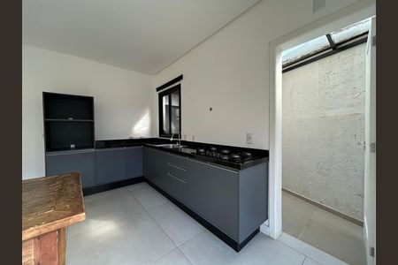 Casa para alugar com 130m², 4 quartos e 1 vaga Casa para alugar com 130m², 4 quartos e 1 vagaCozinha