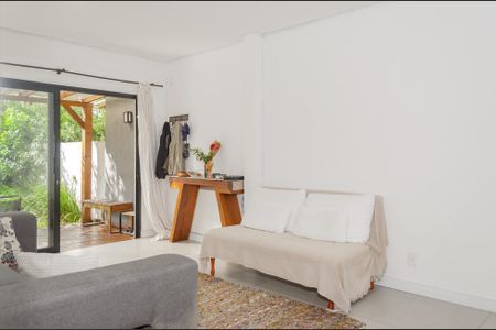 Casa para alugar com 130m², 4 quartos e 1 vagaSala