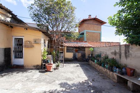 Casa à venda com 280m², 4 quartos e 3 vagasEdícula