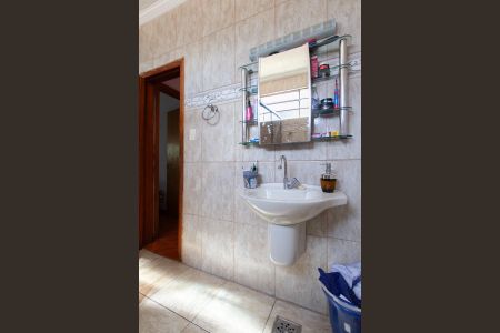 Casa à venda com 280m², 4 quartos e 3 vagasBanheiro Social 1