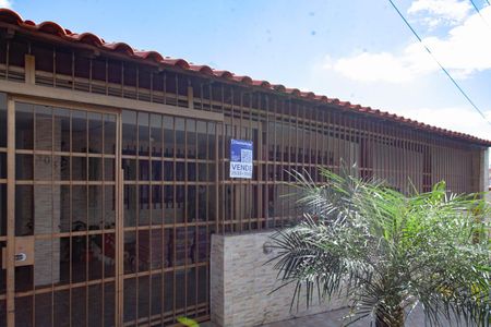 Casa à venda com 280m², 4 quartos e 3 vagasPlaquinha Instalada