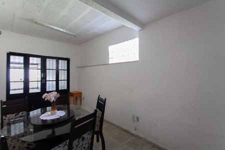 Casa à venda com 280m², 4 quartos e 3 vagasSala 2