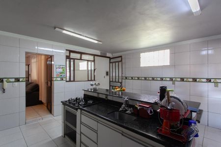 Casa à venda com 280m², 4 quartos e 3 vagasCozinha