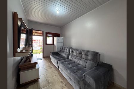 Casa à venda com 75m², 3 quartos e 3 vagasSala
