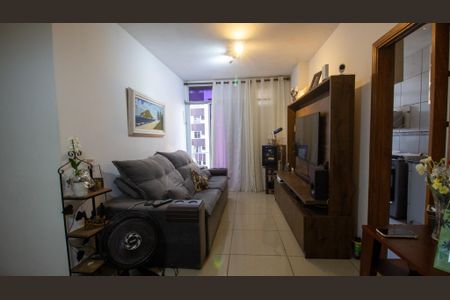 Apartamento à venda com 58m², 2 quartos e 1 vaga Apartamento à venda com 58m², 2 quartos e 1 vagaSala