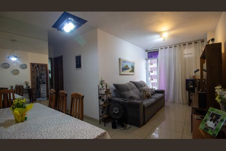 Apartamento à venda com 58m², 2 quartos e 1 vaga Apartamento à venda com 58m², 2 quartos e 1 vagaSala