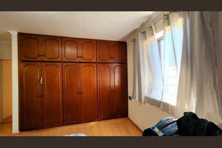 Casa à venda com 232m², 3 quartos e 6 vagasSuíte