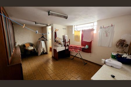 Casa à venda com 232m², 3 quartos e 6 vagasÁrea de Serviço