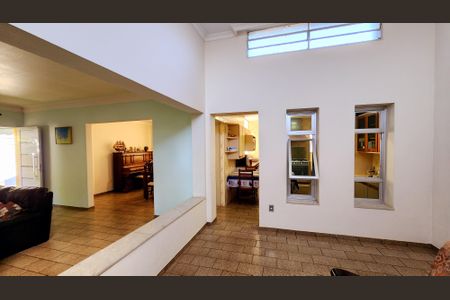 Casa à venda com 232m², 3 quartos e 6 vagasAntessala