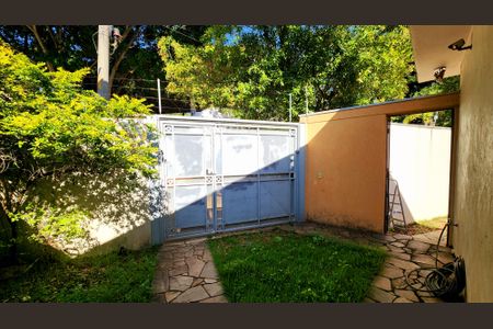 Casa à venda com 232m², 3 quartos e 6 vagasÁrea Externa