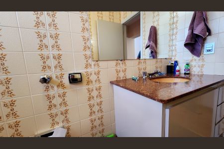 Casa à venda com 232m², 3 quartos e 6 vagasBanheiro Social