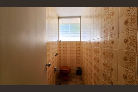 Casa à venda com 232m², 3 quartos e 6 vagasLavabo