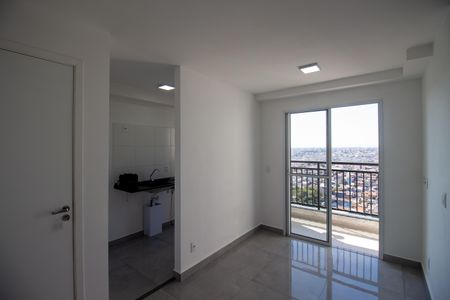Apartamento para alugar com 38m², 2 quartos e 1 vagaSala