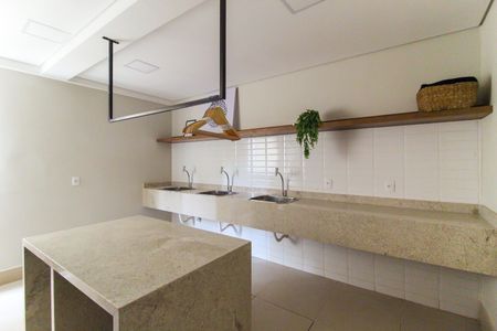 Apartamento para alugar com 38m², 2 quartos e 1 vagaÁrea comum