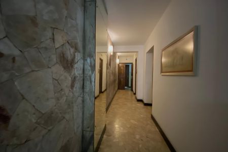 Apartamento à venda com 104m², 2 quartos e 1 vaga Apartamento à venda com 104m², 2 quartos e 1 vagaPortaria