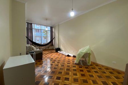 Apartamento à venda com 104m², 2 quartos e 1 vaga Apartamento à venda com 104m², 2 quartos e 1 vagaSala