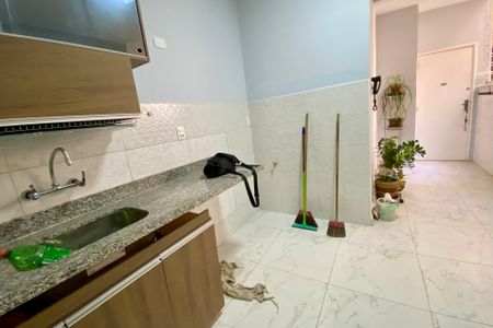 Apartamento à venda com 104m², 2 quartos e 1 vaga Apartamento à venda com 104m², 2 quartos e 1 vagaCozinha