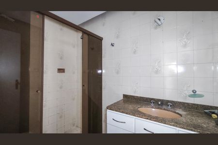Apartamento para alugar com 100m², 2 quartos e 1 vaga Apartamento para alugar com 100m², 2 quartos e 1 vagaBanheiro da Suíte