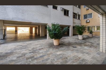 Apartamento para alugar com 100m², 2 quartos e 1 vaga Apartamento para alugar com 100m², 2 quartos e 1 vagaÁrea comum - Playground