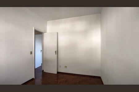 Apartamento para alugar com 100m², 2 quartos e 1 vaga Apartamento para alugar com 100m², 2 quartos e 1 vagaQuarto