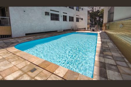 Apartamento para alugar com 100m², 2 quartos e 1 vaga Apartamento para alugar com 100m², 2 quartos e 1 vagaÁrea comum - Piscina