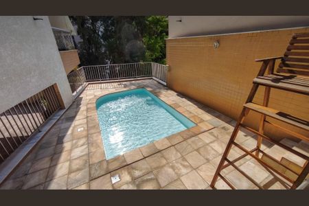 Apartamento para alugar com 100m², 2 quartos e 1 vaga Apartamento para alugar com 100m², 2 quartos e 1 vagaÁrea comum - Piscina