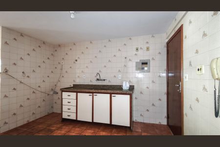 Apartamento para alugar com 100m², 2 quartos e 1 vaga Apartamento para alugar com 100m², 2 quartos e 1 vagaCozinha