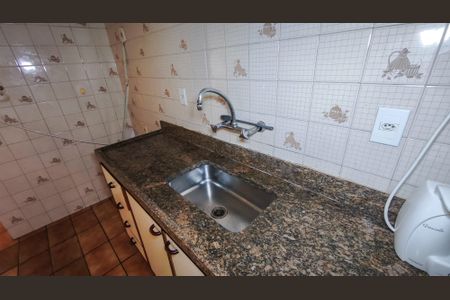 Apartamento para alugar com 100m², 2 quartos e 1 vaga Apartamento para alugar com 100m², 2 quartos e 1 vagaCozinha