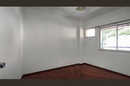 Apartamento para alugar com 100m², 2 quartos e 1 vaga Apartamento para alugar com 100m², 2 quartos e 1 vagaQuarto