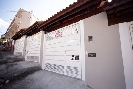 Casa para alugar com 107m², 4 quartos e 1 vagaFACHADA