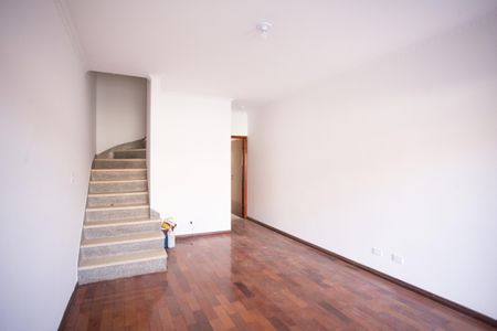 Casa para alugar com 107m², 4 quartos e 1 vagaSALA