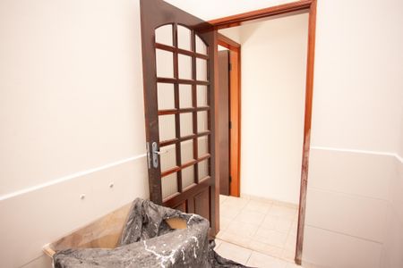 Casa para alugar com 107m², 4 quartos e 1 vagaÁREA DE SERVIÇO