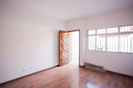 Casa para alugar com 107m², 4 quartos e 1 vagaSALA