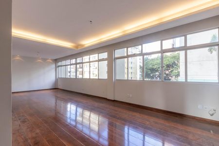 Apartamento à venda com 175m², 4 quartos e 2 vagasSala