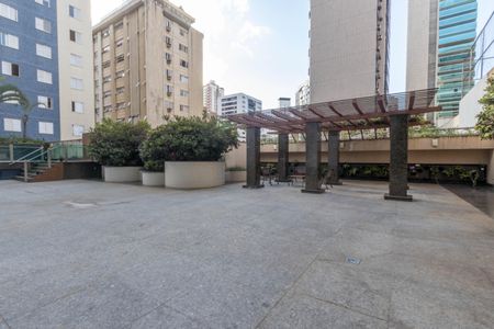 Apartamento à venda com 175m², 4 quartos e 2 vagasÁrea externa