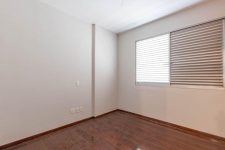 Apartamento à venda com 175m², 4 quartos e 2 vagasQuarto 3
