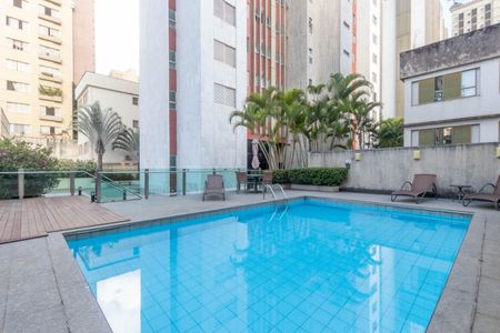 Apartamento à venda com 175m², 4 quartos e 2 vagasÁrea comum - Piscina