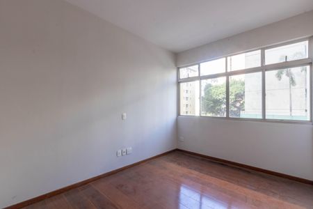 Apartamento à venda com 175m², 4 quartos e 2 vagasQuarto 1