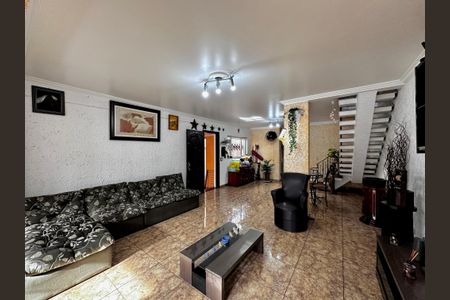 Casa à venda com 190m², 2 quartos e 1 vaga Casa à venda com 190m², 2 quartos e 1 vagaSala