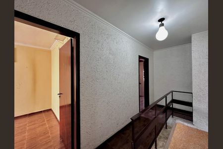 Casa à venda com 190m², 2 quartos e 1 vaga Casa à venda com 190m², 2 quartos e 1 vagaCorredor Quartos