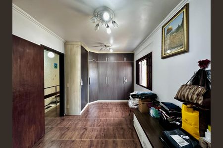 Casa à venda com 190m², 2 quartos e 1 vaga Casa à venda com 190m², 2 quartos e 1 vagaCloset Suíte