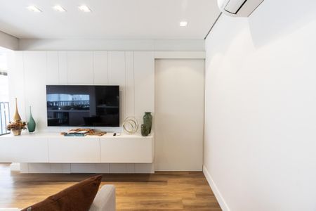 Apartamento à venda com 79m², 2 quartos e 1 vaga Apartamento à venda com 79m², 2 quartos e 1 vagaCorredor