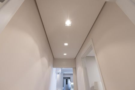 Apartamento à venda com 79m², 2 quartos e 1 vaga Apartamento à venda com 79m², 2 quartos e 1 vagaCorredor