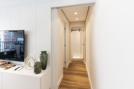 Apartamento à venda com 79m², 2 quartos e 1 vaga Apartamento à venda com 79m², 2 quartos e 1 vagaCorredor