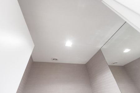 Apartamento à venda com 79m², 2 quartos e 1 vaga Apartamento à venda com 79m², 2 quartos e 1 vagaLavabo